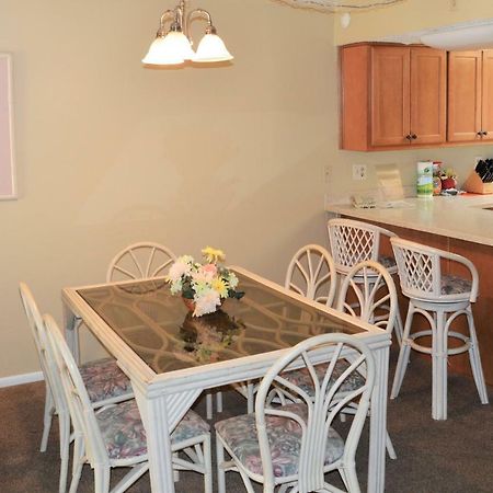 Lower Grand Lagoon Regency Towers酒店 外观 照片