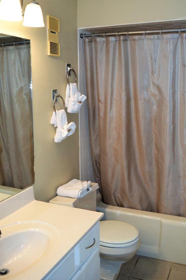 Lower Grand Lagoon Regency Towers酒店 外观 照片